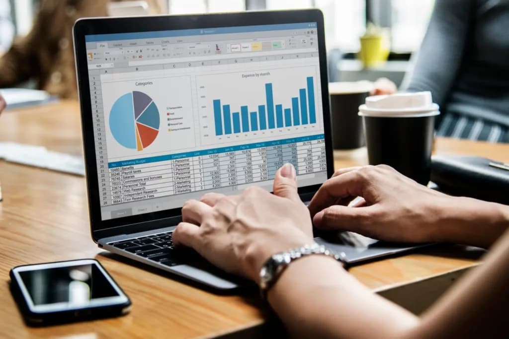 AI & Data Analytics Hero